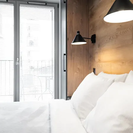 Househost Apartment: Miodowa 42/12a Street 公寓