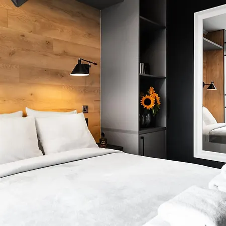 Househost Apartment: Miodowa 42/12a Street Cracovia